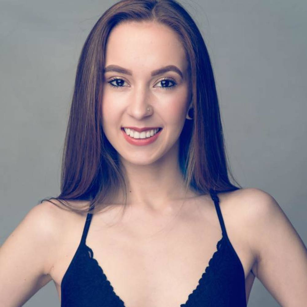 Meet your Posher, Danielle